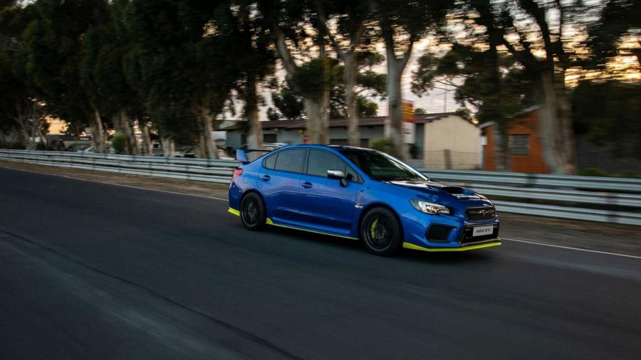  Subaru WRX STI Diamond Edition 2018 года  (ZA) (фото 45 из 58)